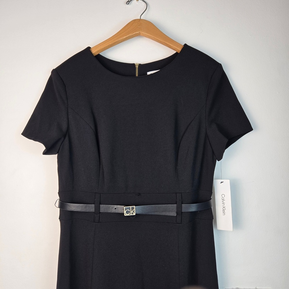 NWT Calvin Klein Black Belted A-Line Midi Dress Short Sleeve Gold Zip 10 - Picture 2 of 16